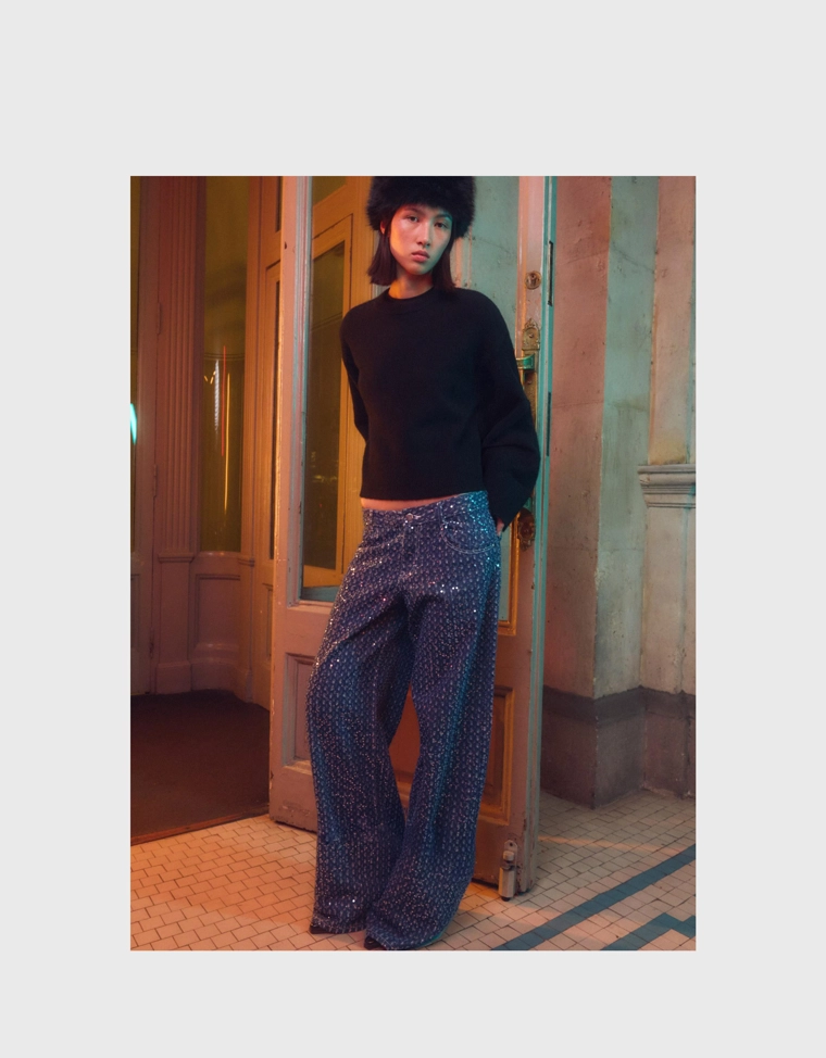 Джинсы свободного кроя с пайетками