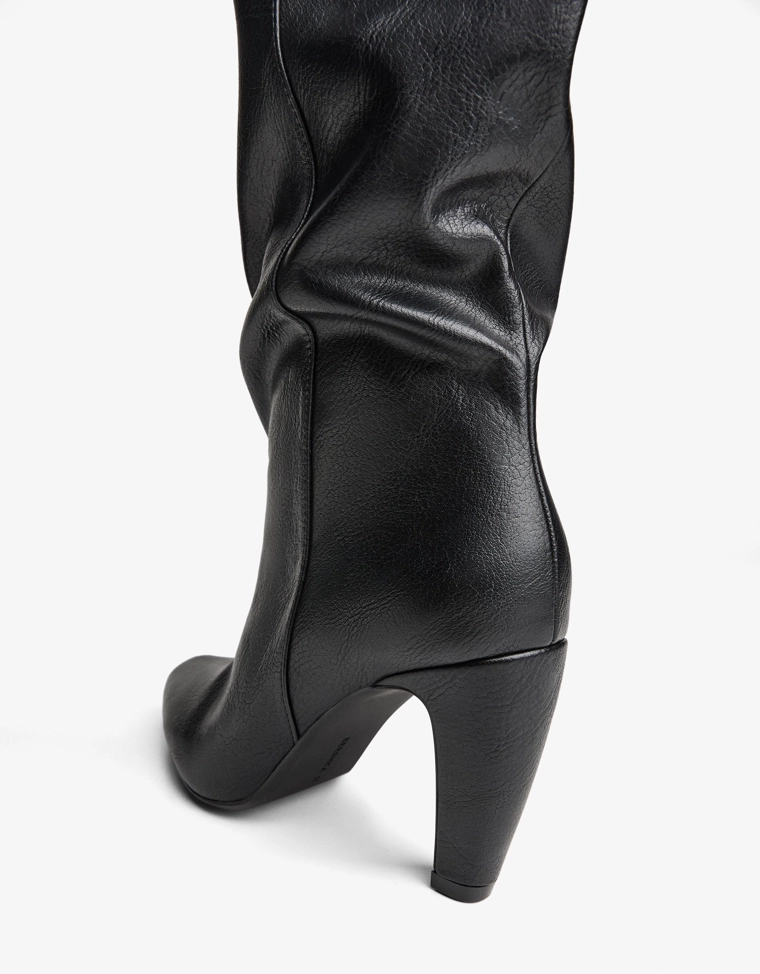 Wide-leg heeled boots