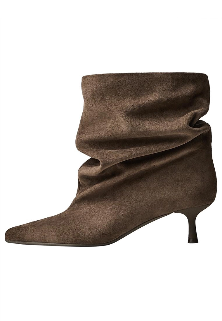Slouchy kitten heel ankle boots