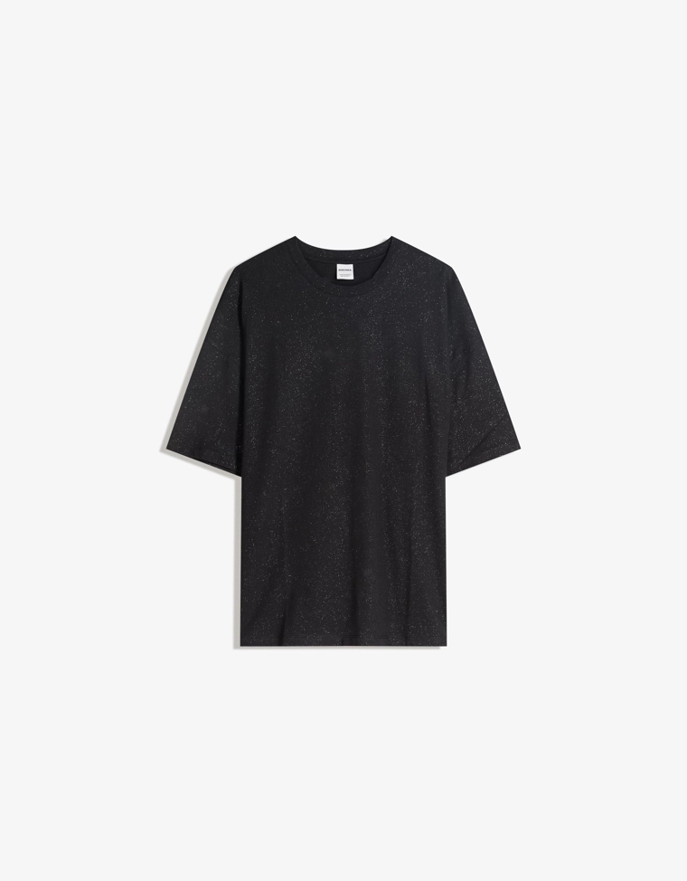 Футболка оверсайз с короткими рукавами и блестками