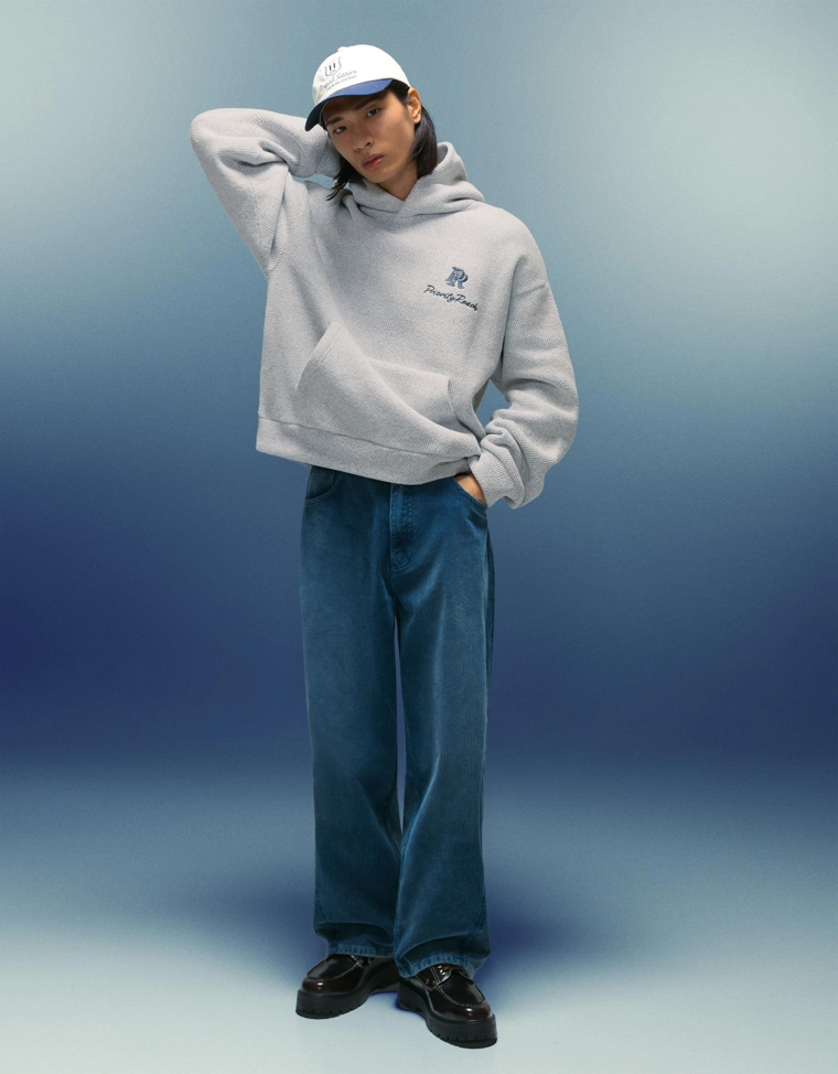 Худи с капюшоном и принтом