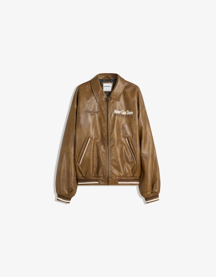 Куртка из искусственной кожи с вышивкой