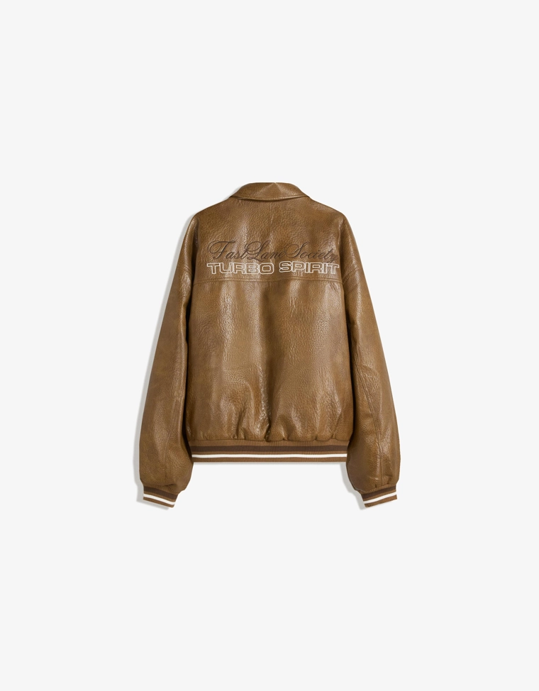 Куртка из искусственной кожи с вышивкой