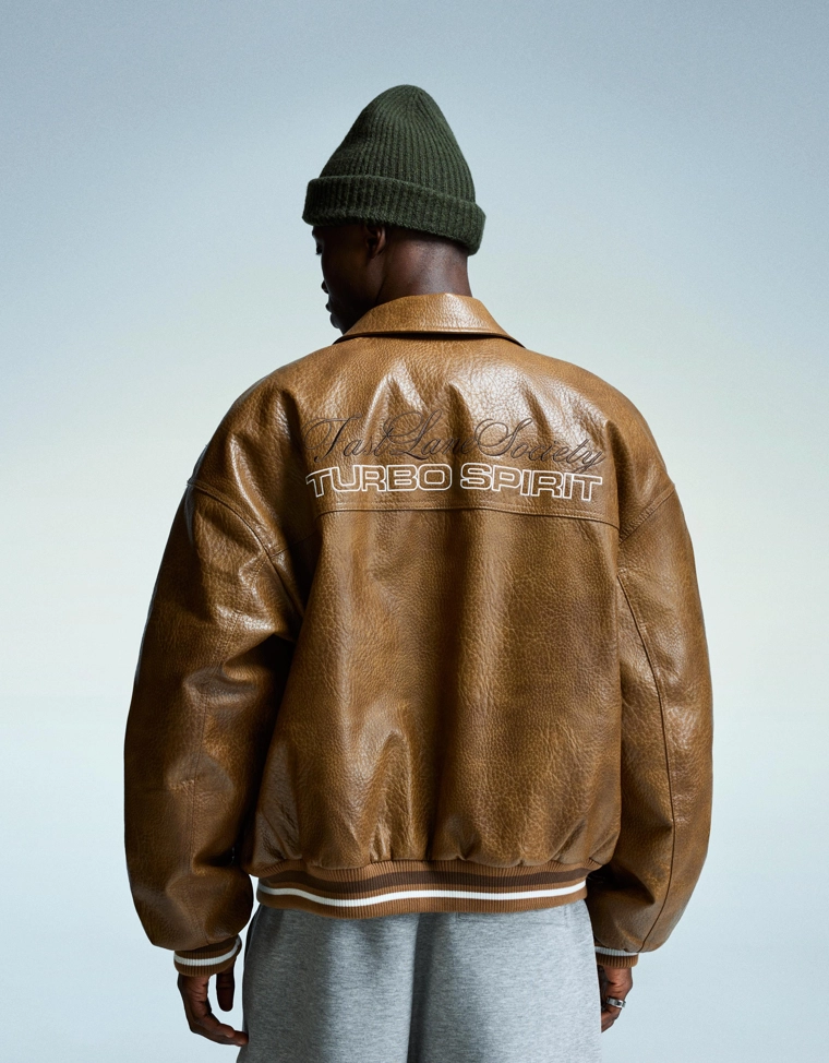 Куртка из искусственной кожи с вышивкой