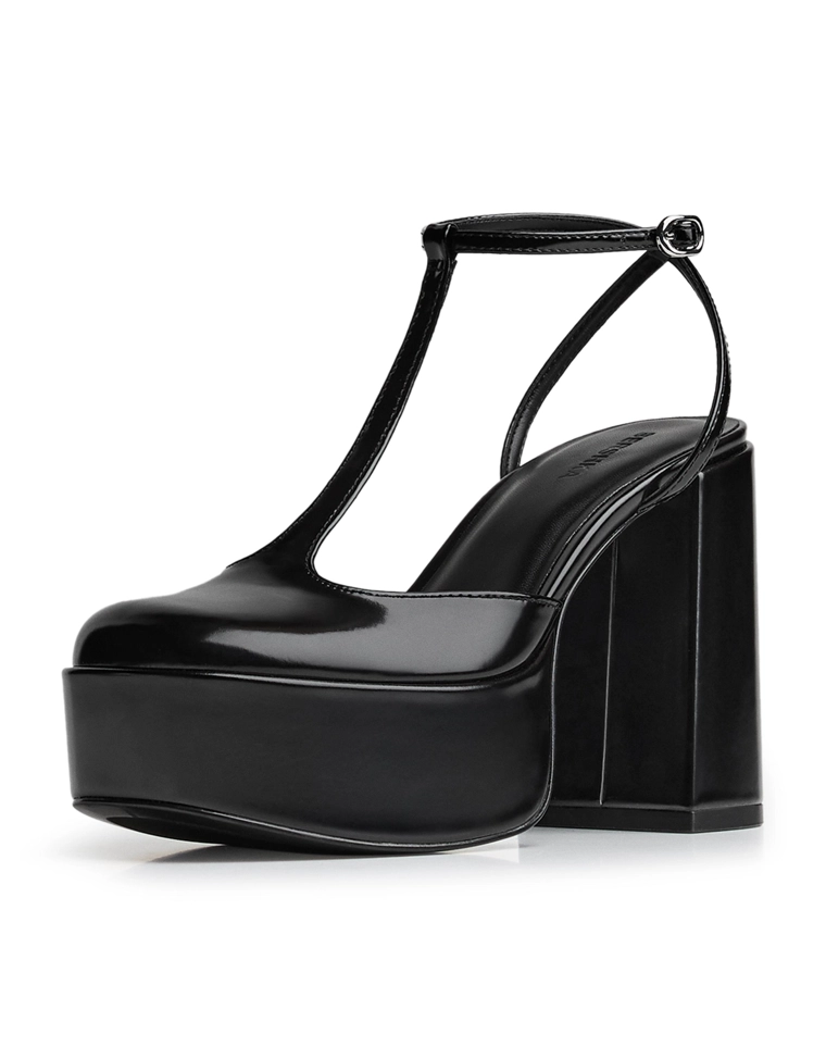 Туфли на каблуке с ремешком и платформой