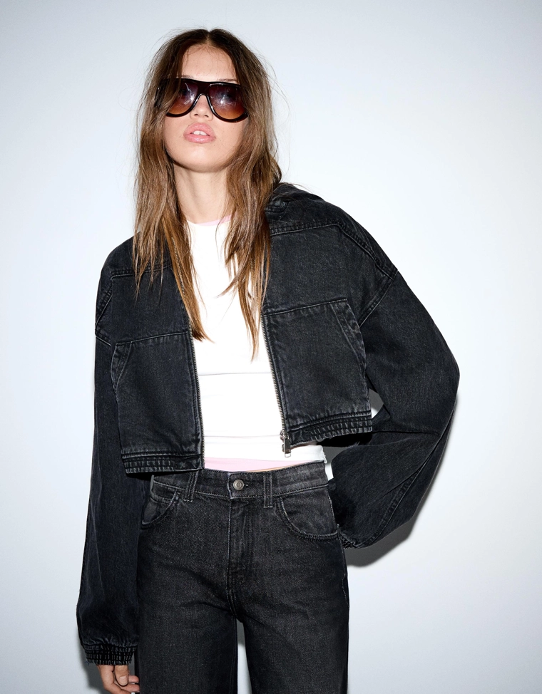 Джинсовая куртка с застежкой-молнией