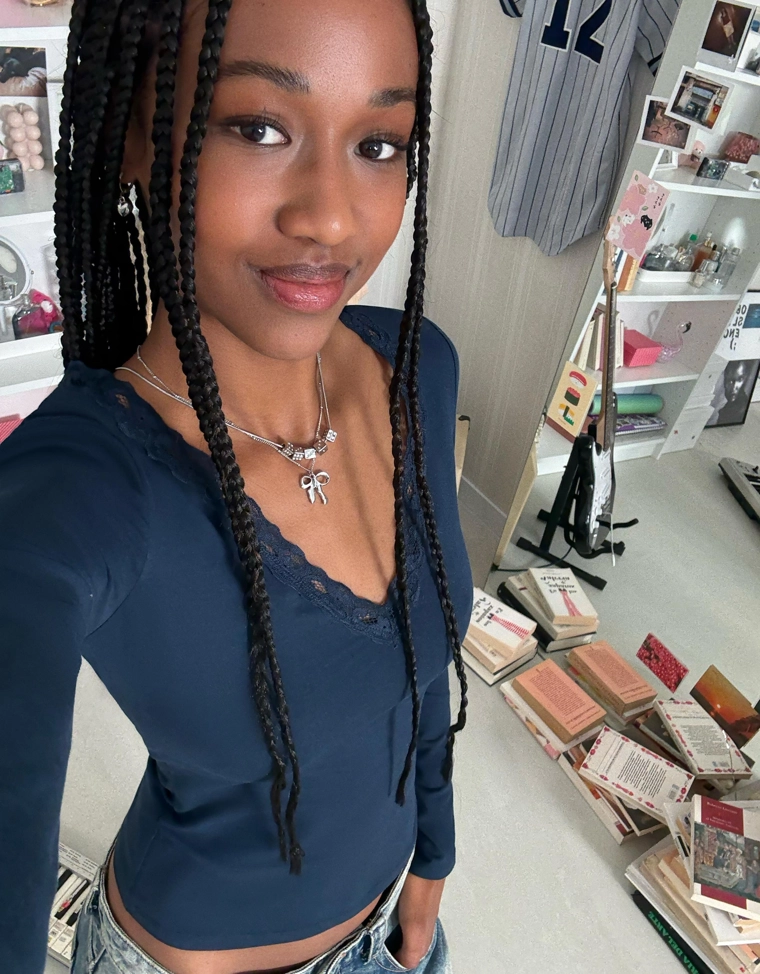 Футболка с длинным рукавом из кружева