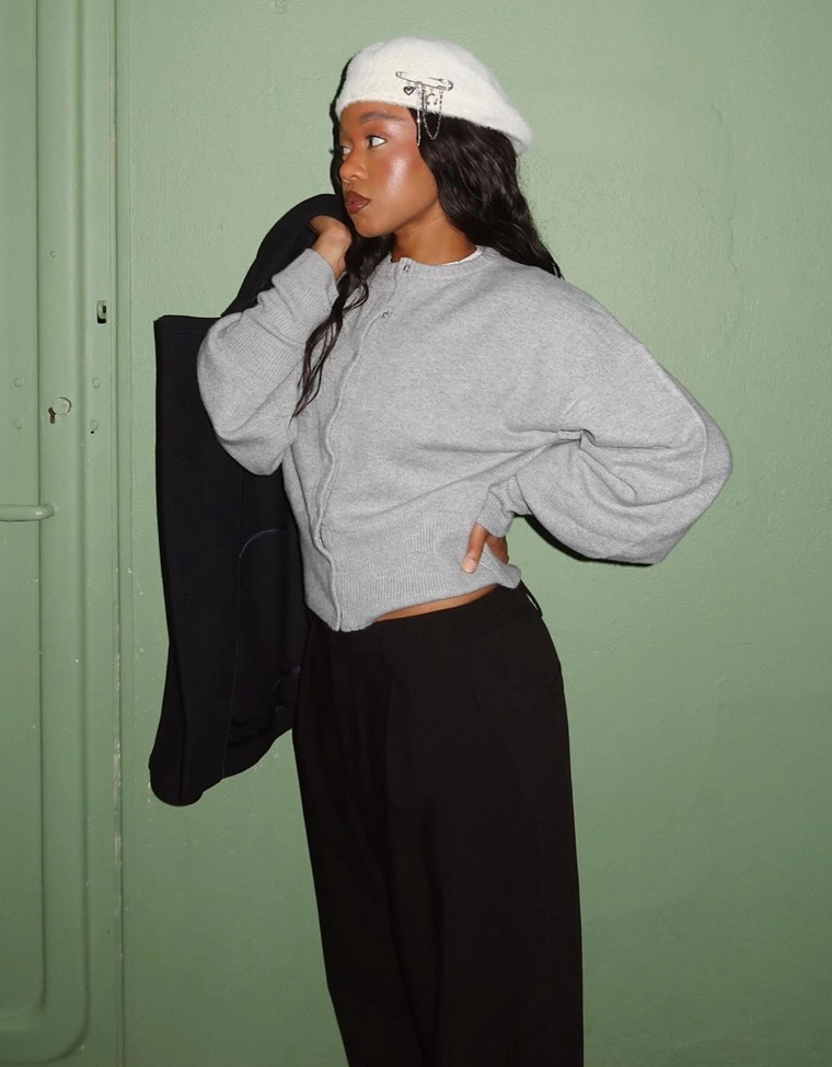 Берет из искусственного меха