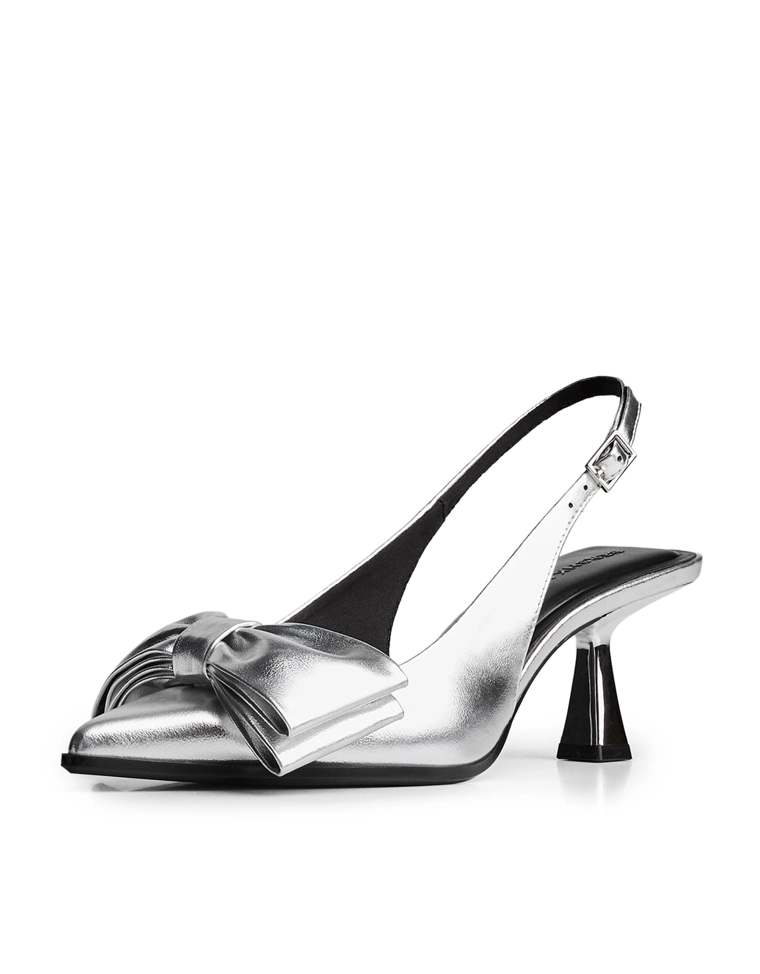 Туфли на среднем тонком каблуке с бантом