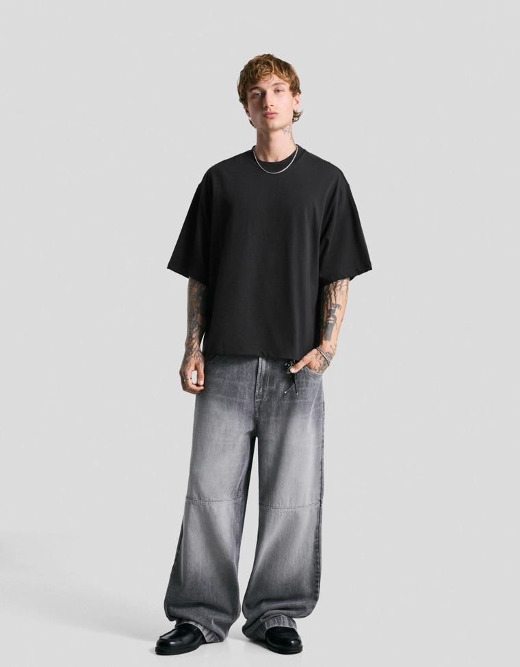 Футболка из мягкой ткани с короткими рукавами