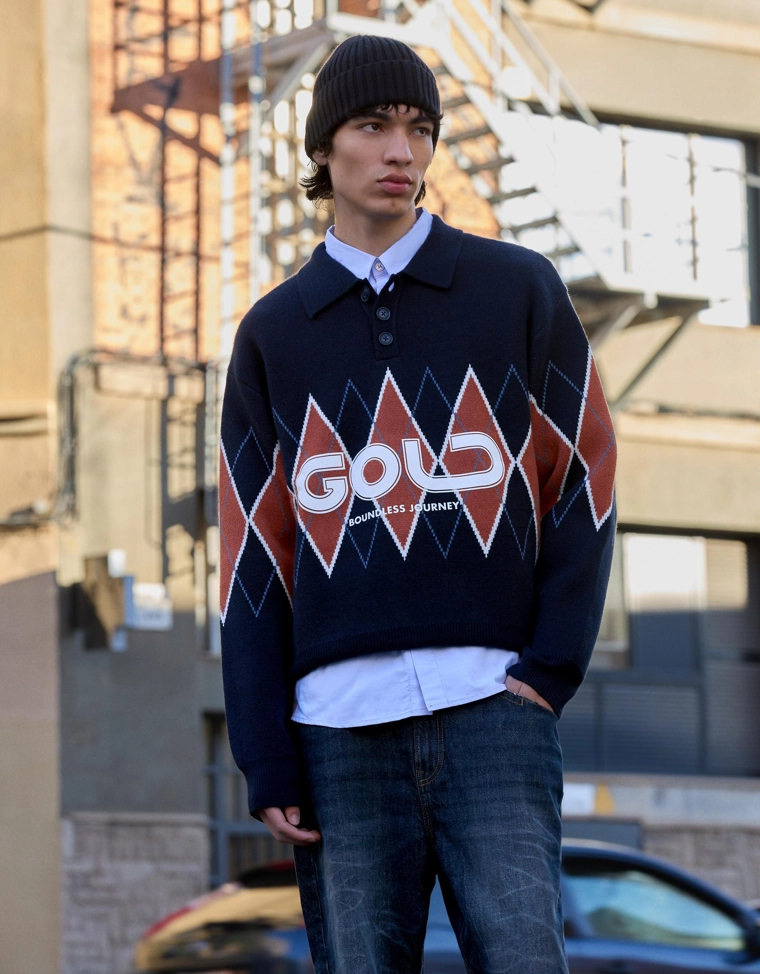 Свитер с принтом и воротником поло