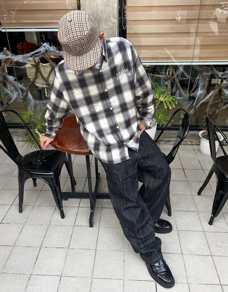 Рубашка в клетку с вышивкой на длинные рукава