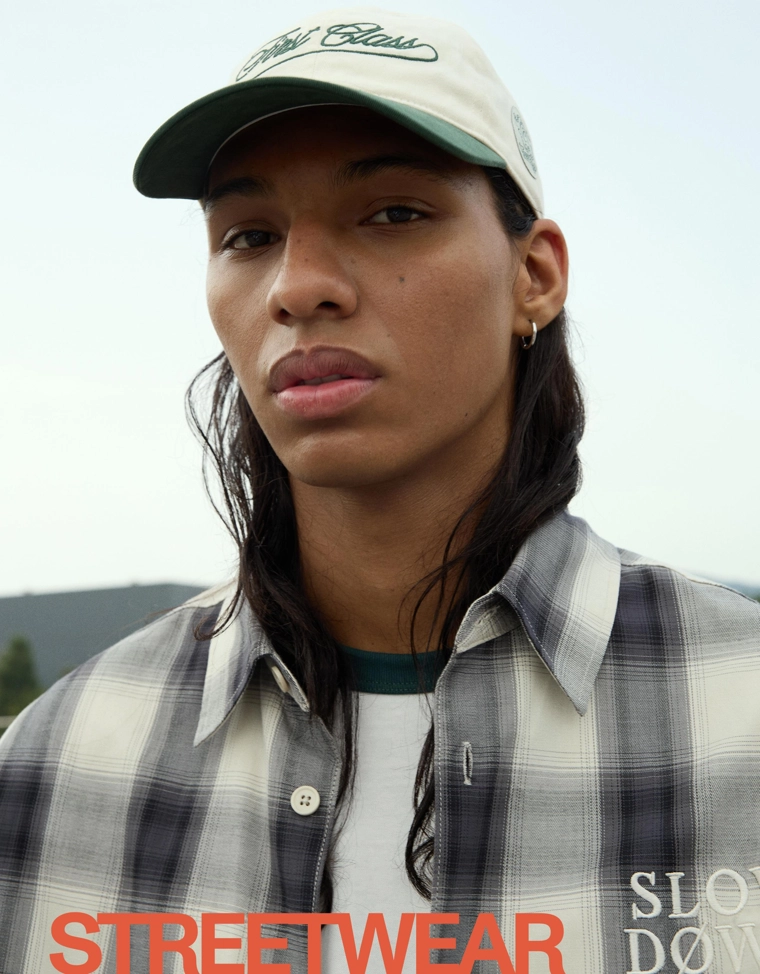 Рубашка в клетку с вышивкой на длинные рукава