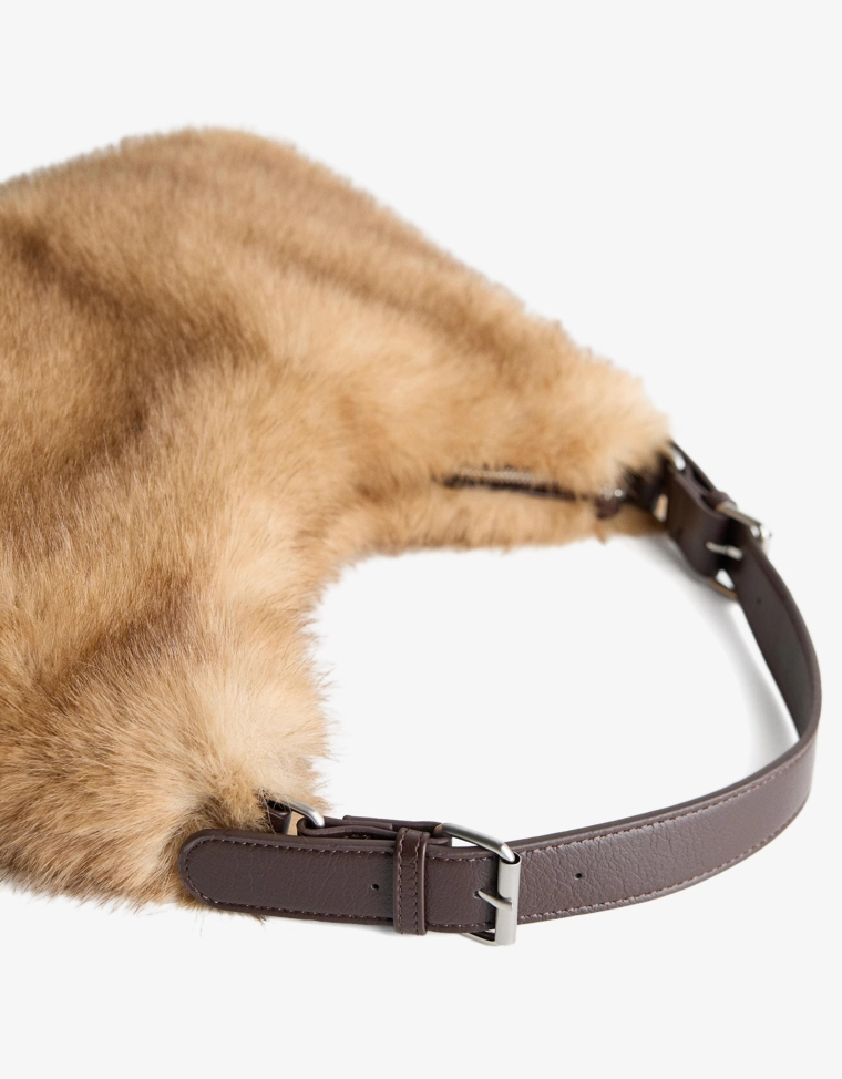 Сумка на плечо из искусственного меха