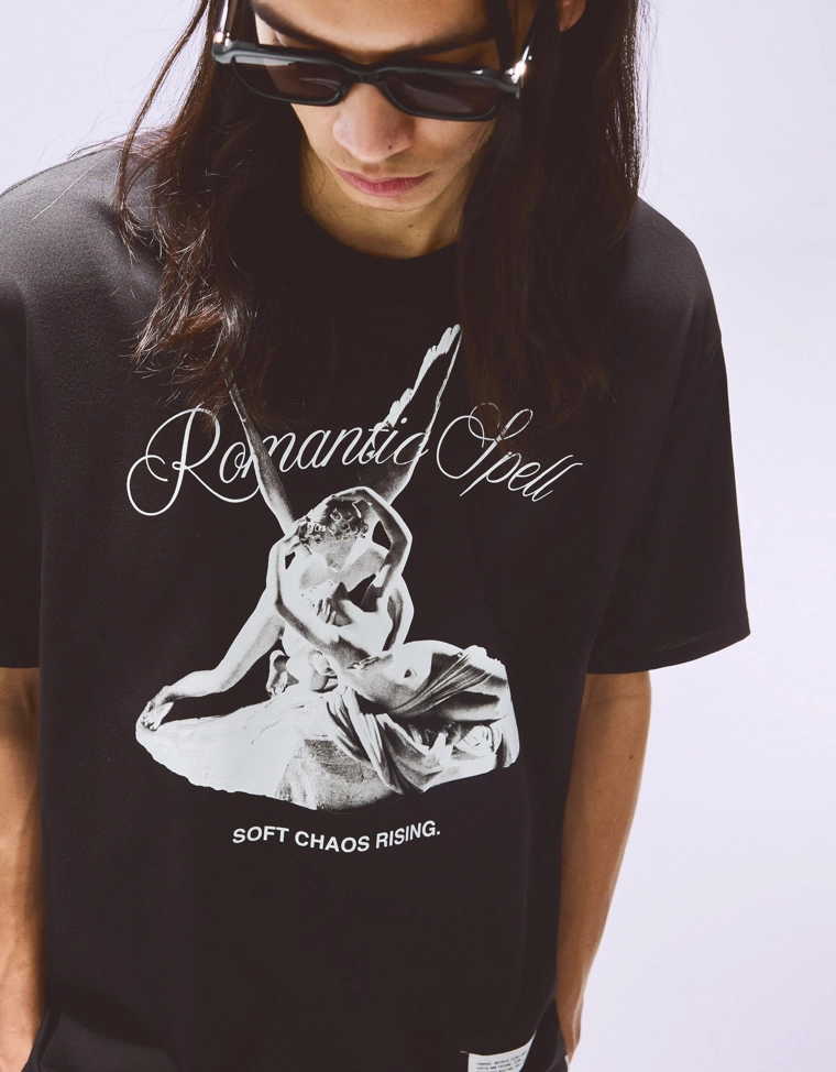 Футболка с коротким рукавом с принтом купидона и психеи