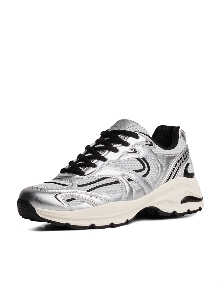 Кроссовки со вставками