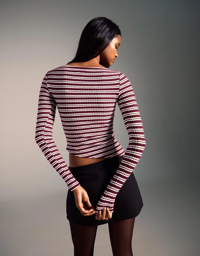 Футболка асимметричного кроя с длинными рукавами