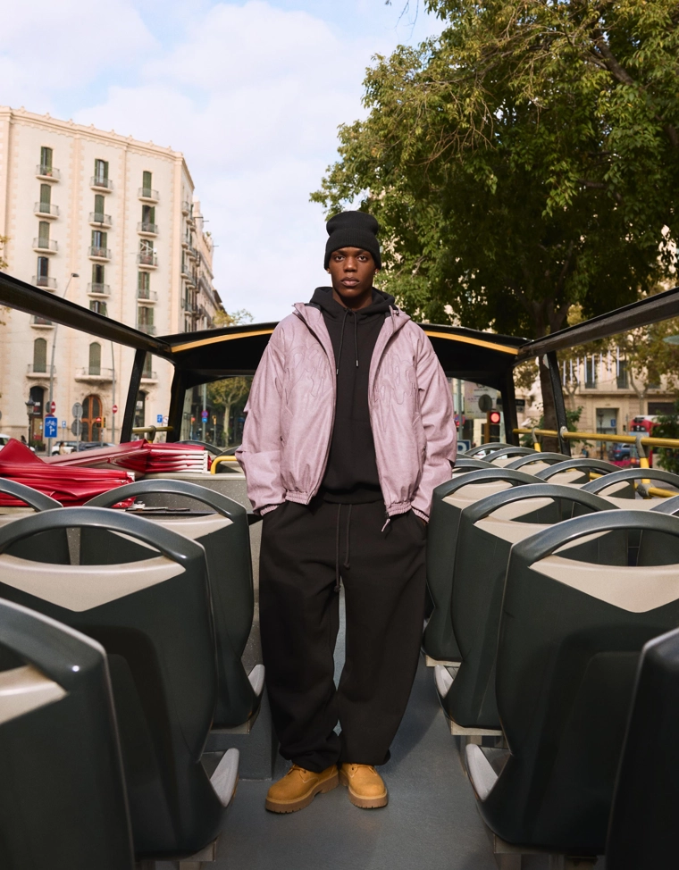 Куртка из искусственной кожи с капюшоном