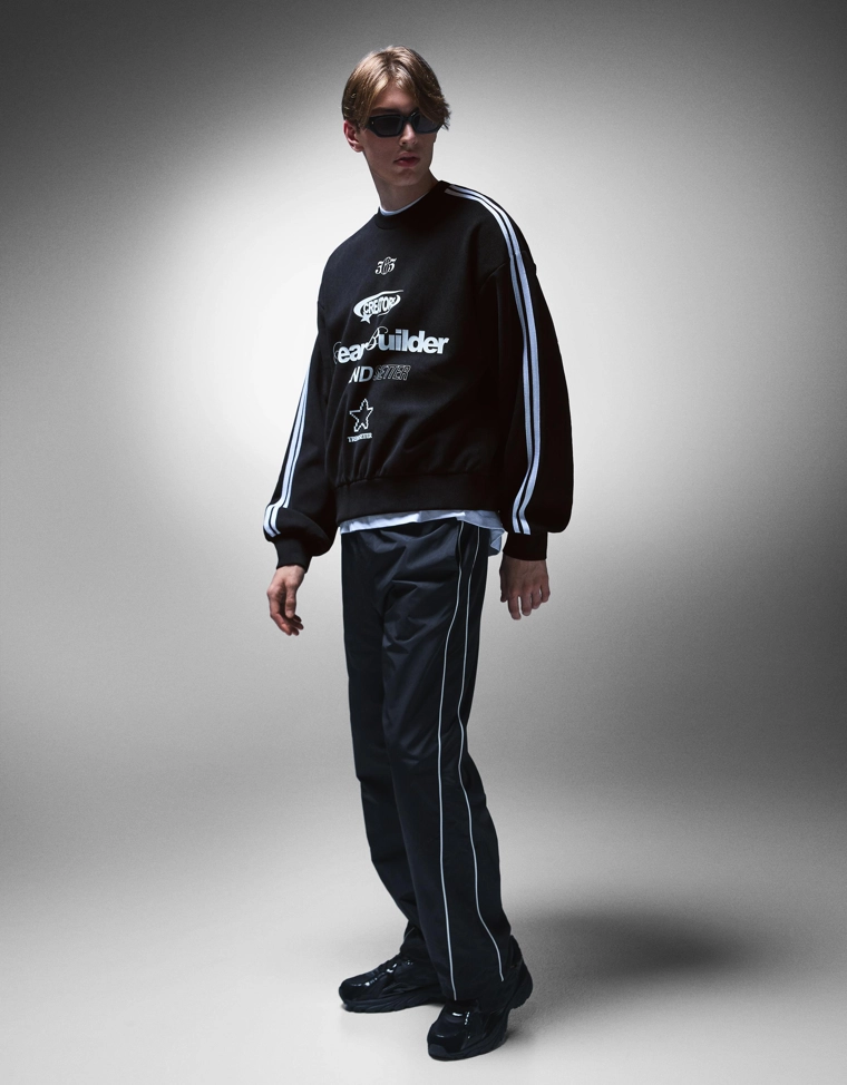 Толстовка из микровельвета с принтом