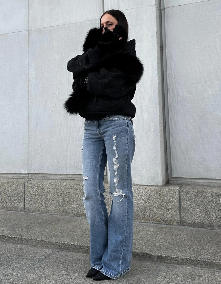 Джинсы клеш свободного кроя с молниями