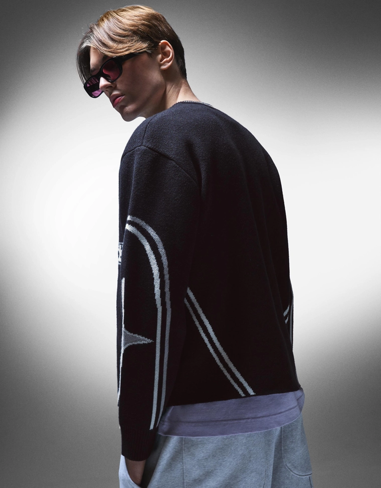 Спортивный свитер с принтом