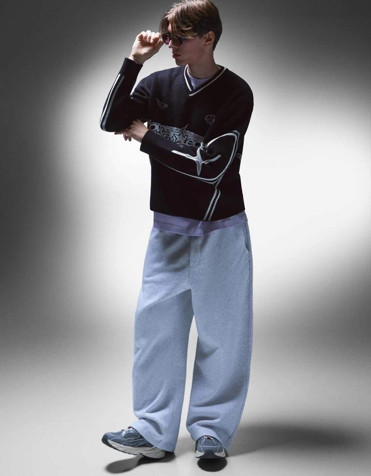 Спортивный свитер с принтом