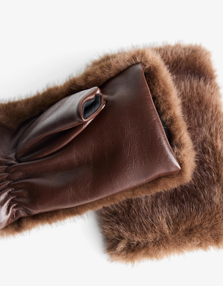 Варежки из искусственного меха