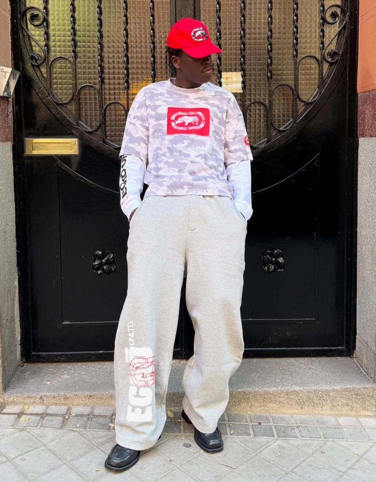 Бейсболка ecko unltd с нашивками