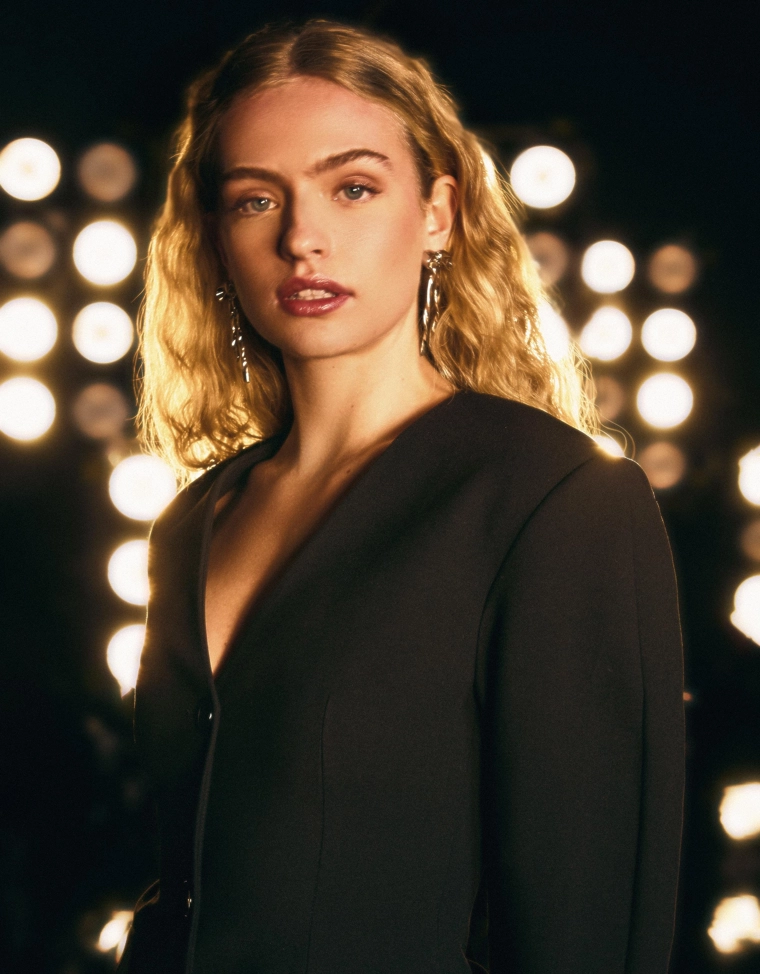 Приталенный блейзер