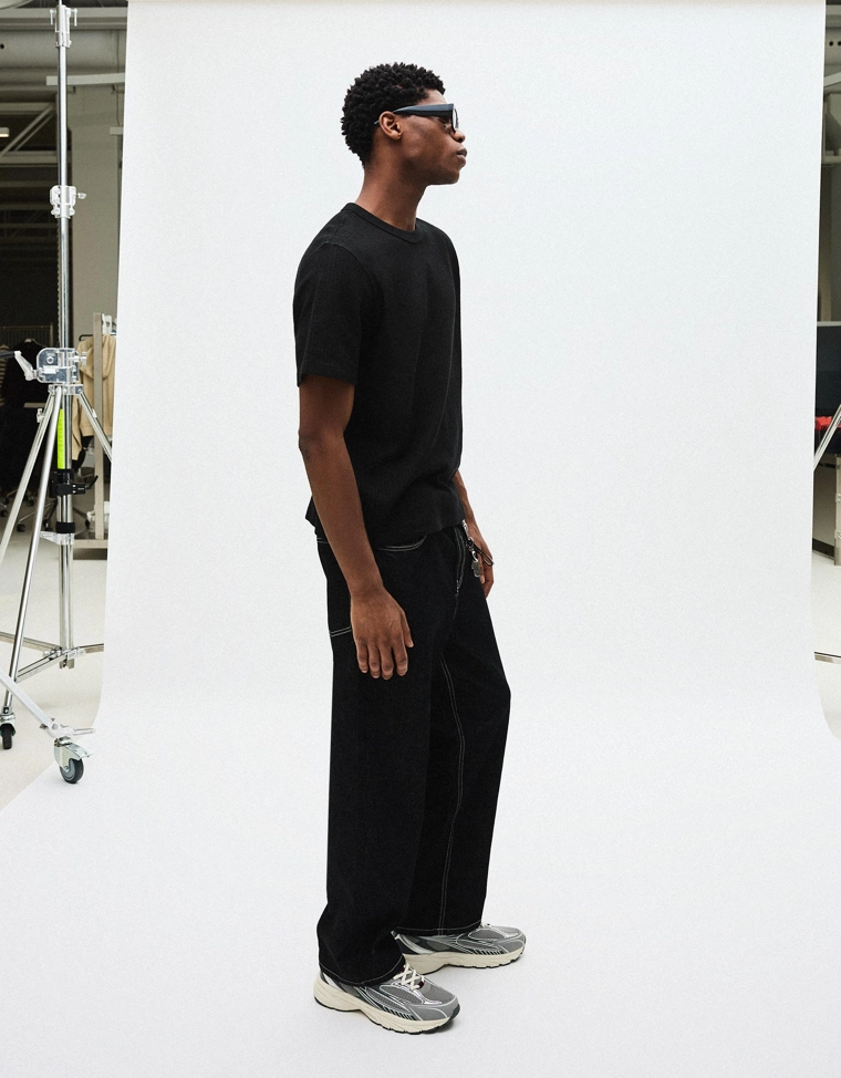 Футболка из рельефной ткани с короткими рукавами