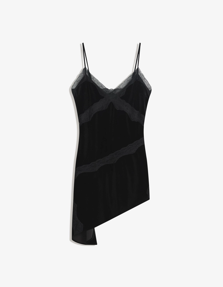 Мини-платье из бархата асимметричного кроя с кружевом