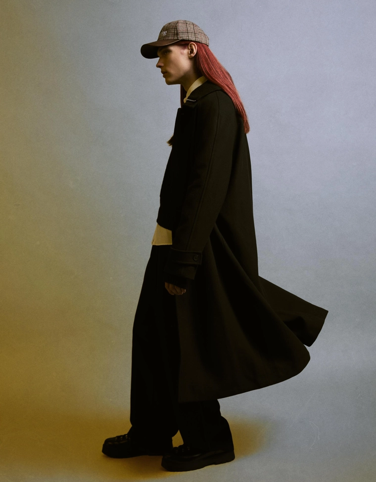 Длинное пальто из сукна