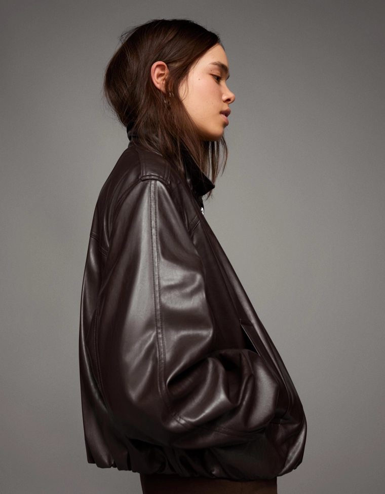 Куртка-бомбер из искусственной кожи