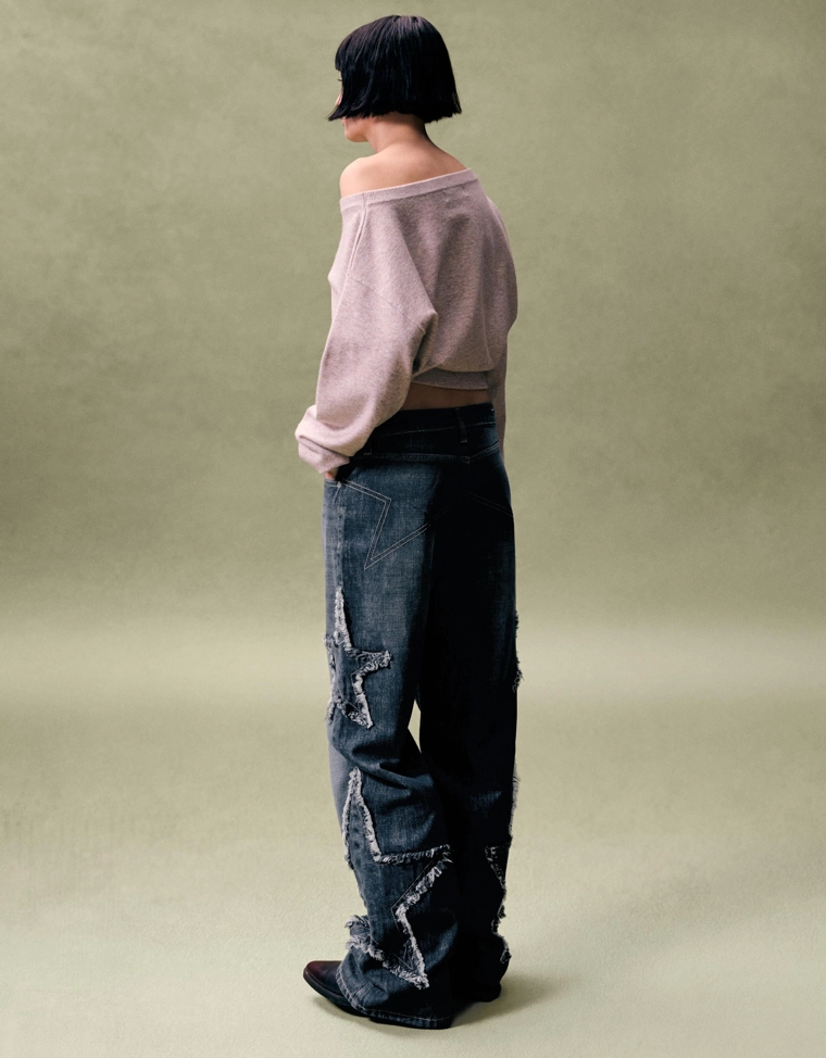 Джинсы baggy с вышитой звездой