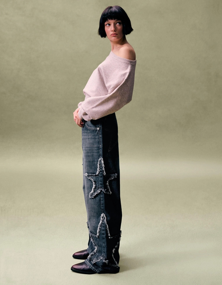 Джинсы baggy с вышитой звездой