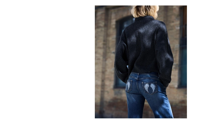 Джинсы клеш с вышивкой и карманами