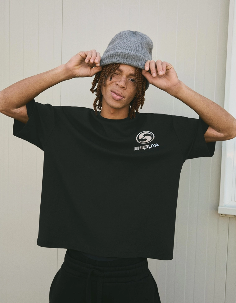 Футболка геометрического кроя с короткими рукавами и принтом