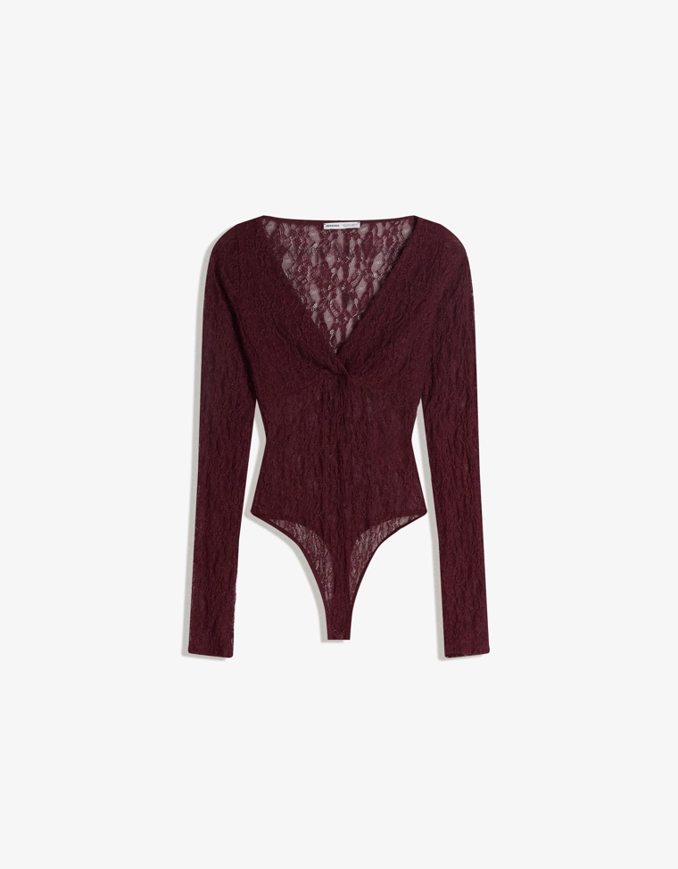 Боди с кружевом и длинными рукавами