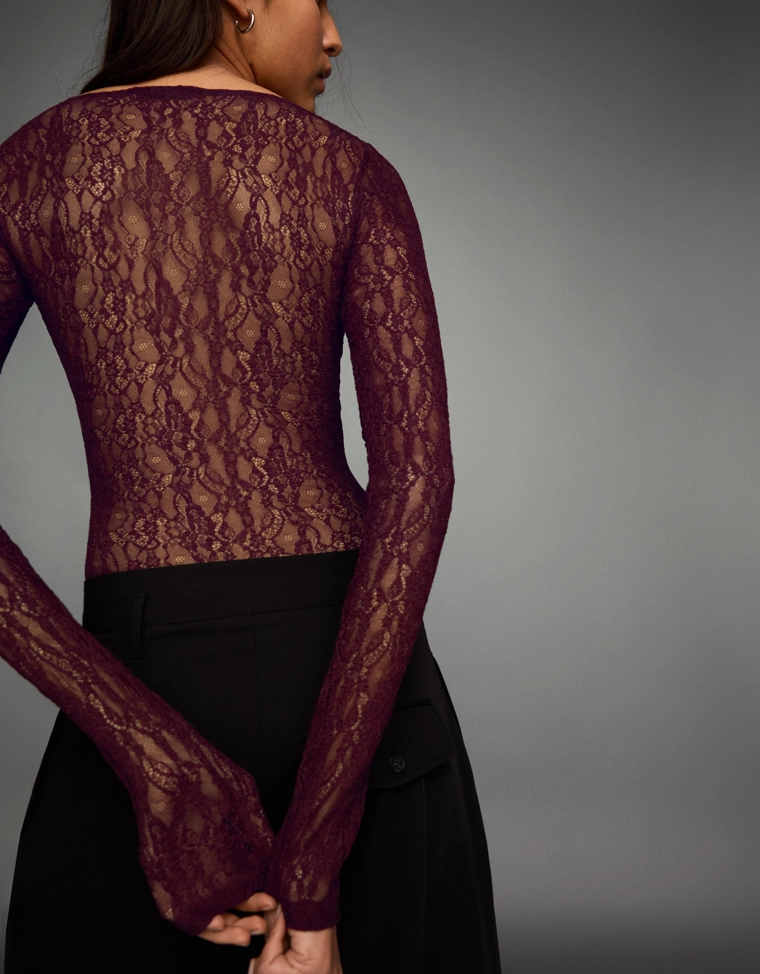 Боди с кружевом и длинными рукавами