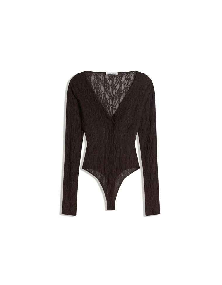 Боди с кружевом и длинными рукавами