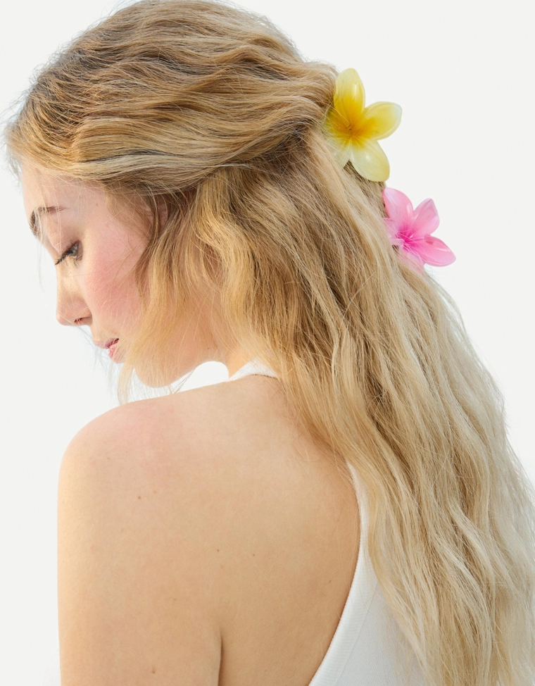 Набор из 2 заколок для волос “Цветы”