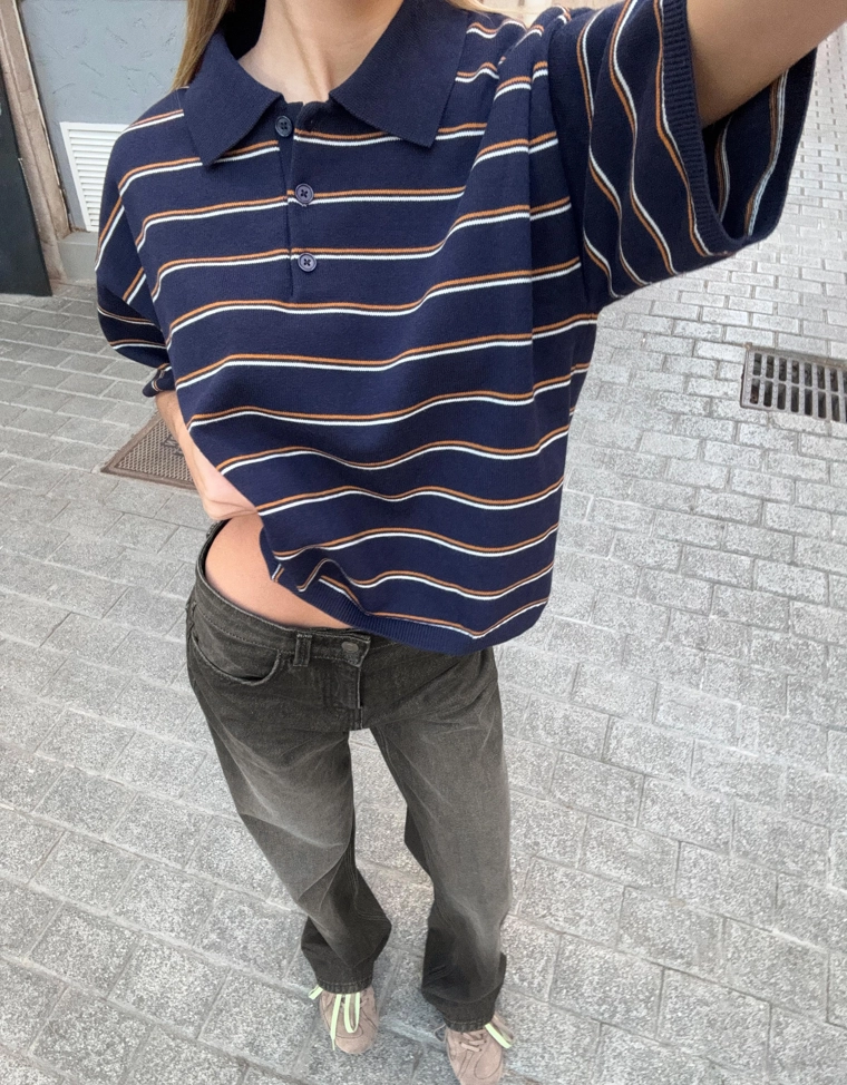 Джинсы прямого кроя с широкими штанинами