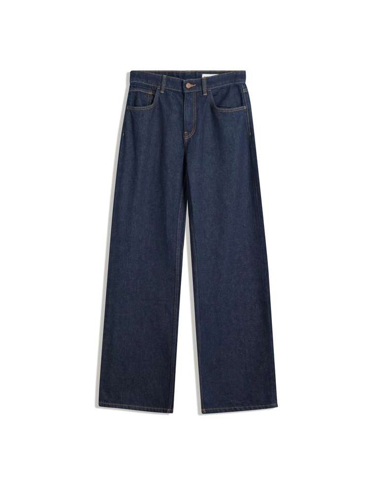 Джинсы прямого кроя с широкими штанинами