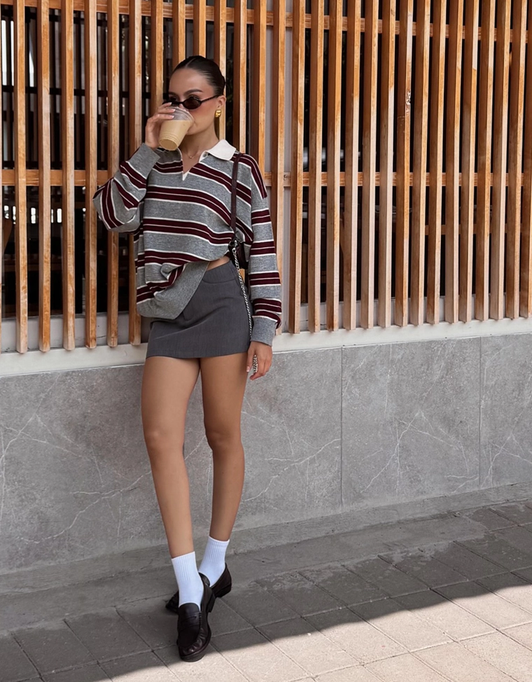 Свитер с воротником поло