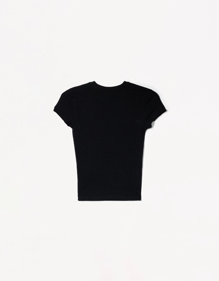 Футболка с круглым вырезом