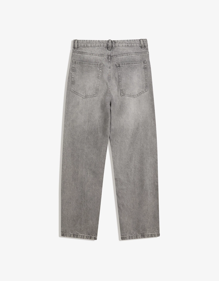 Джинсы свободного кроя