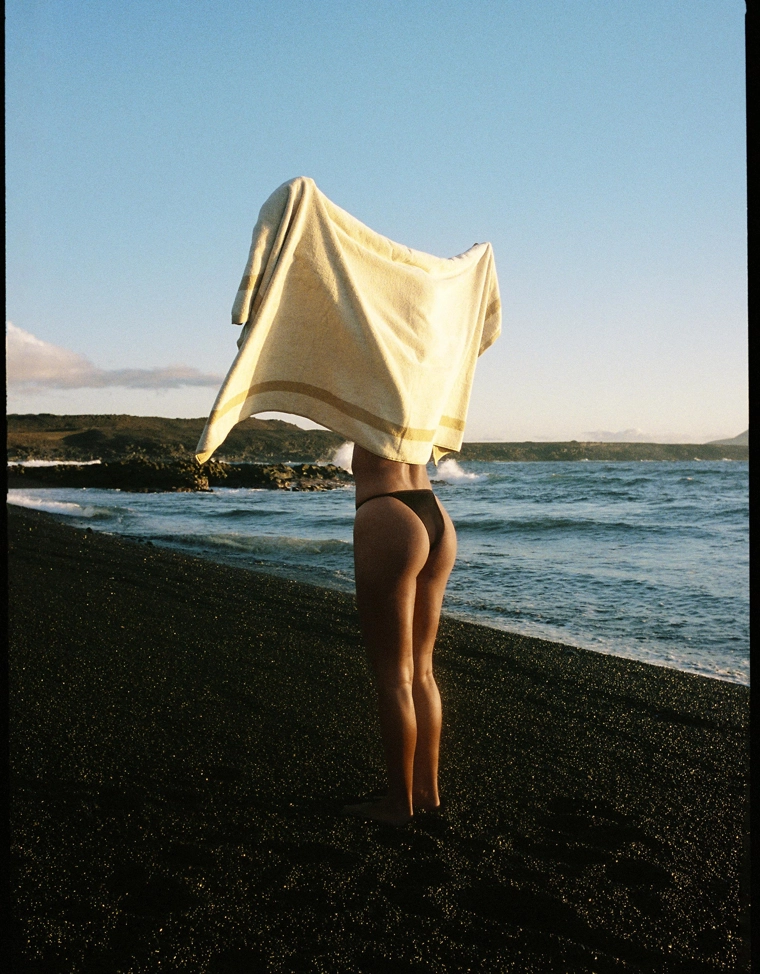 Двухсторонние плавки бикини с анималистичным принтом