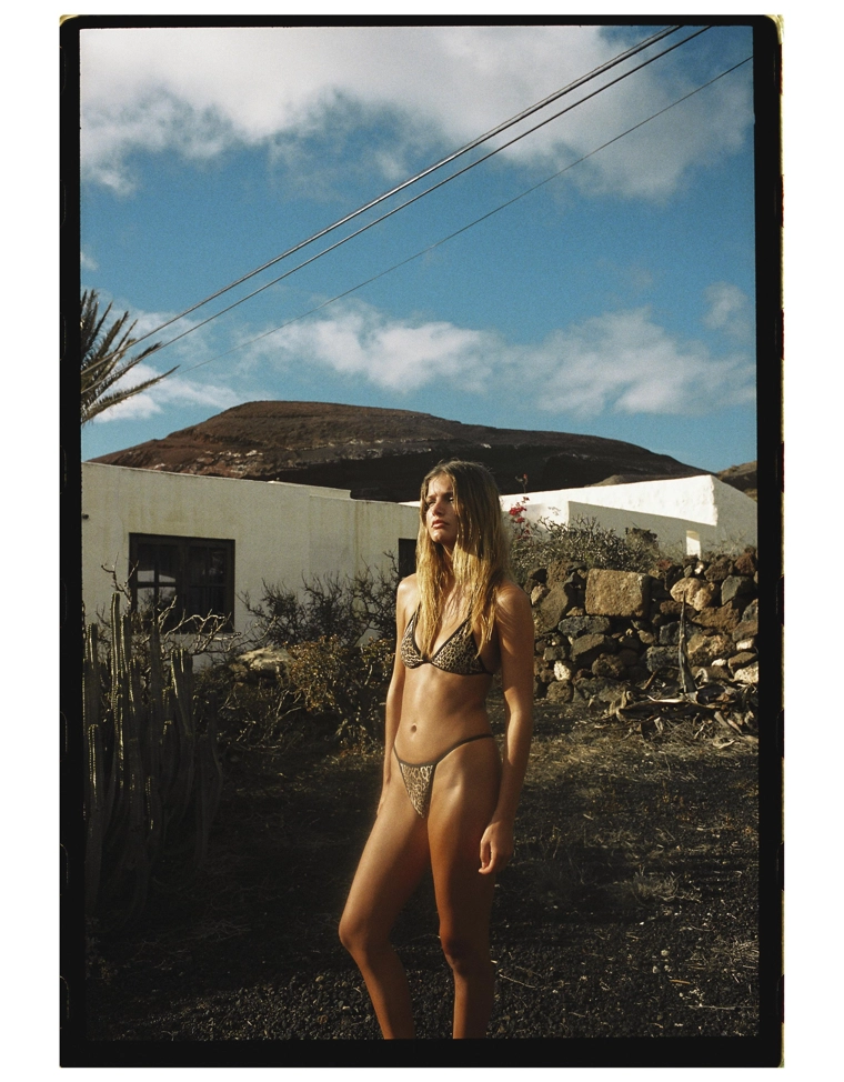 Двусторонние плавки бикини с анималистическим принтом