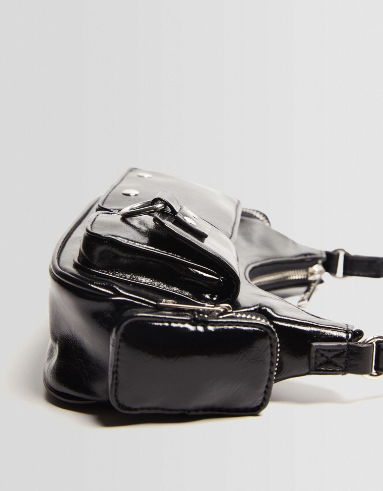 Сумка с ручкой и карманами