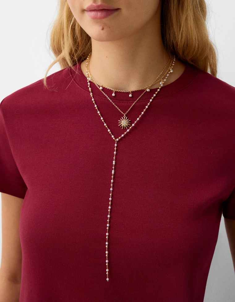 Набор из трех ожерелий с подвесками